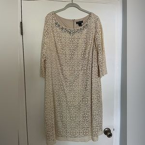 Cream lace Jessica Howard dress